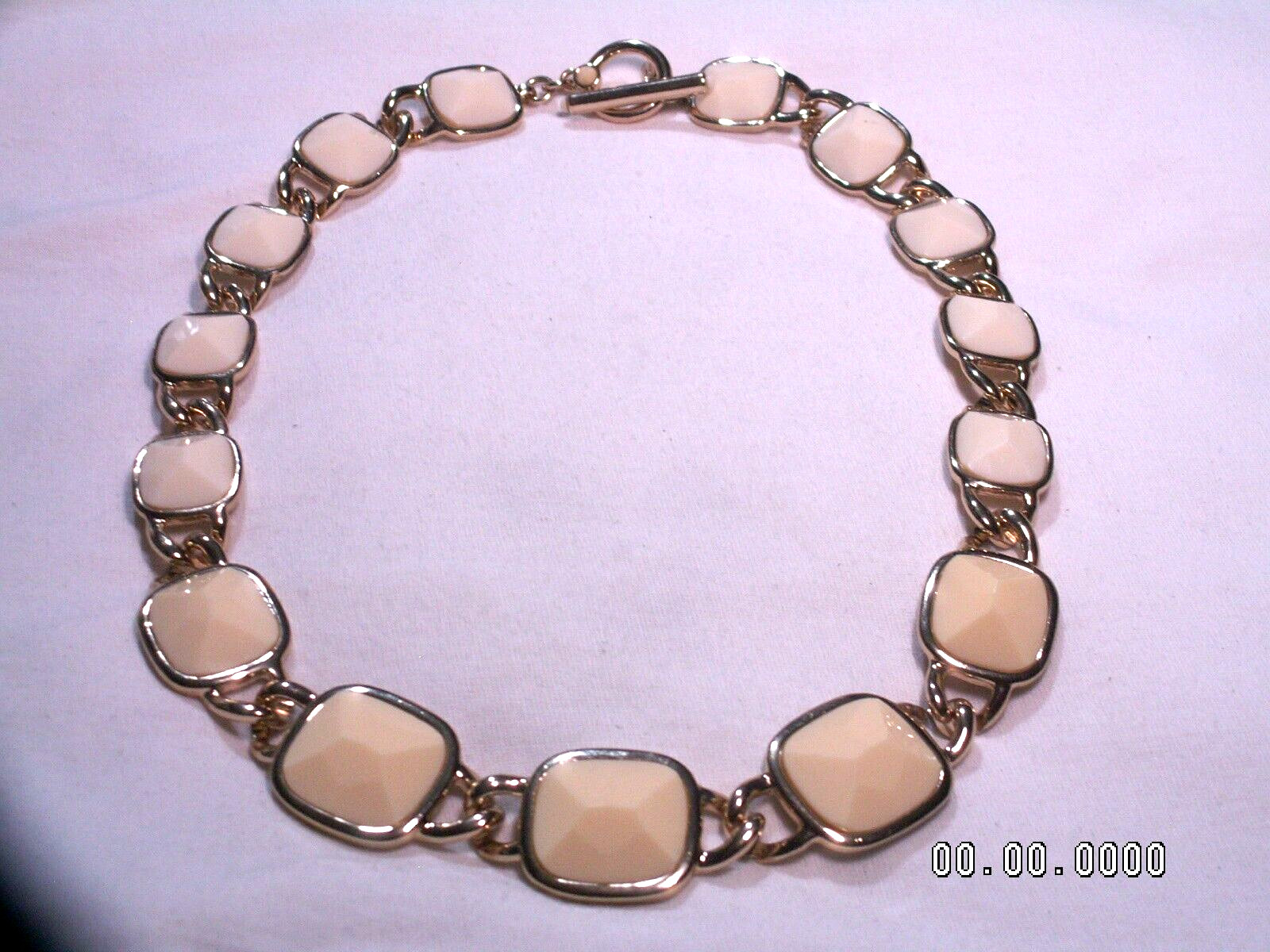 …Banana Republic…Graduated Gold Tone,Off-White & Tan Lucite Panels Necklace