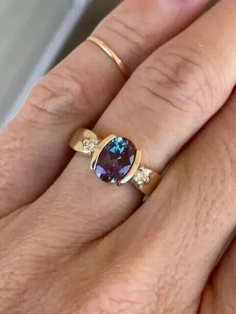 2Ct Oval Cut Simulated Alexandrite Solitaire Women’s Ring 14K Yellow Gold Plated