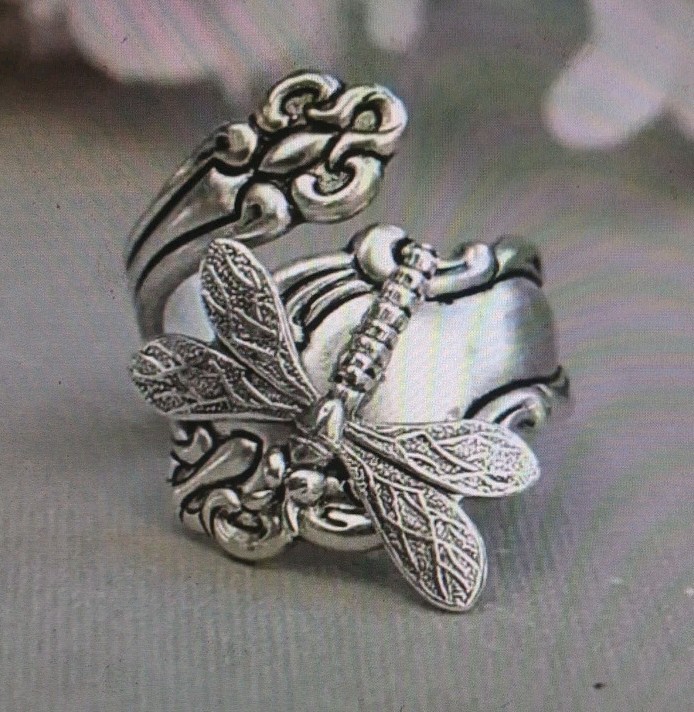 Elegant Silver Dragonfly Spoon Ring wrap One Size Fits Most 7 8 9 10 Whimsy New