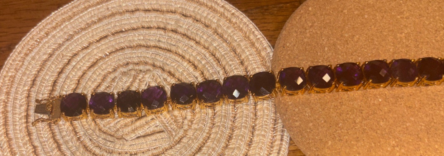 Elegant 7-Inch Gold-Tone Purple Stone Link Bracelet 925