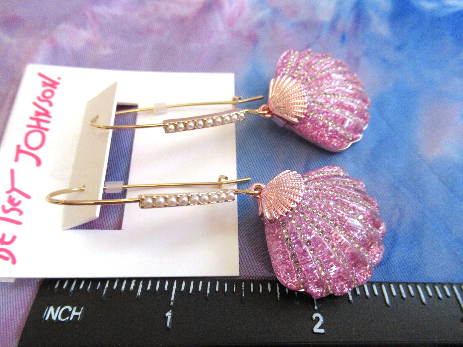 Authentic Betsey Johnson Seashell Crystal Iridescent Pink Scallop Earrings RARE
