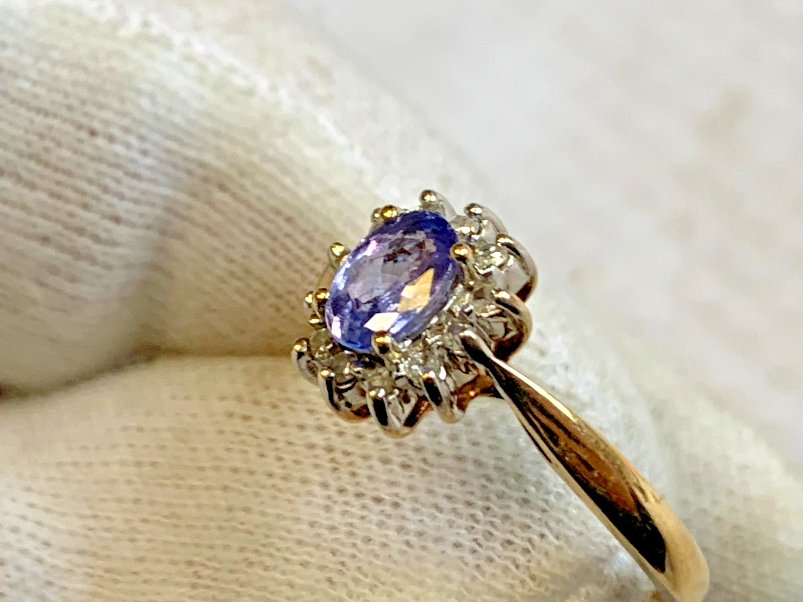 10K Yellow Gold Diamond Ring 2.22g Fine Jewelry Size 6.5 Amethyst Color *READ*