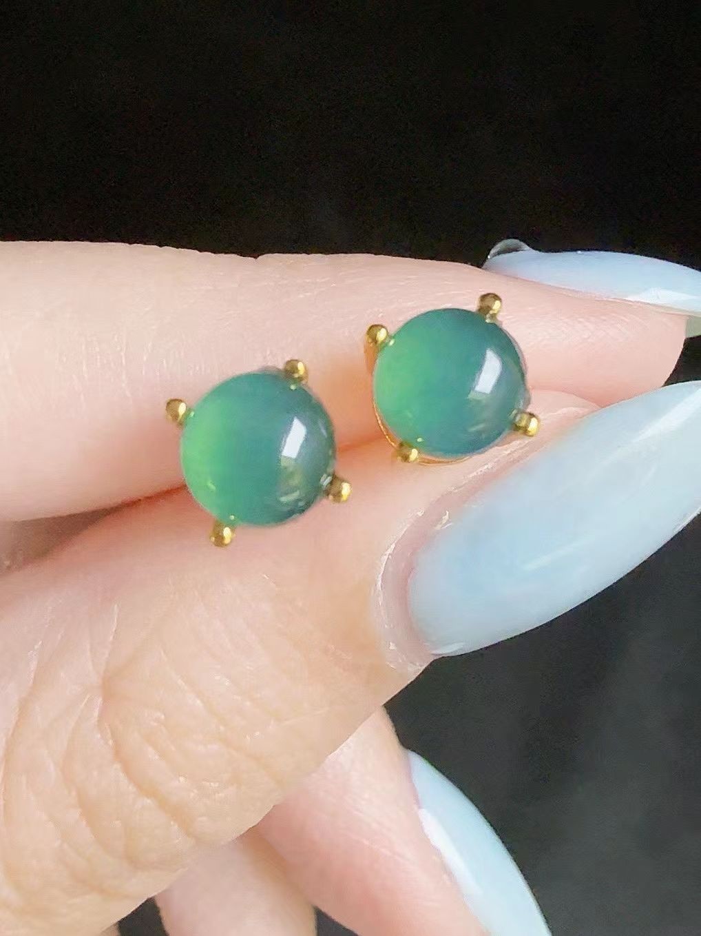 Natural sky blue jadeite stud earrings 6mm