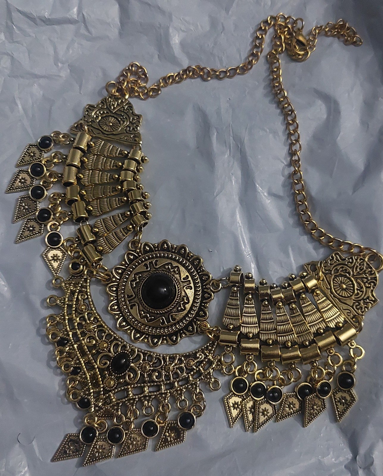 Vintage-Style Antique Gold Color Choker Necklace