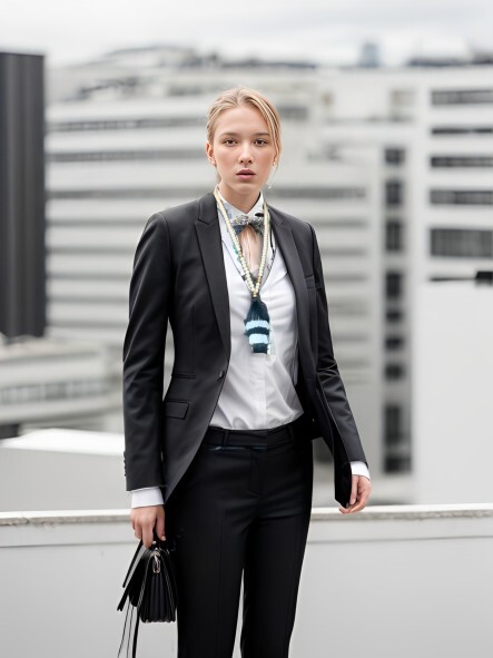 Chic Monochrome Tassel Necklace – Timeless Elegance!
