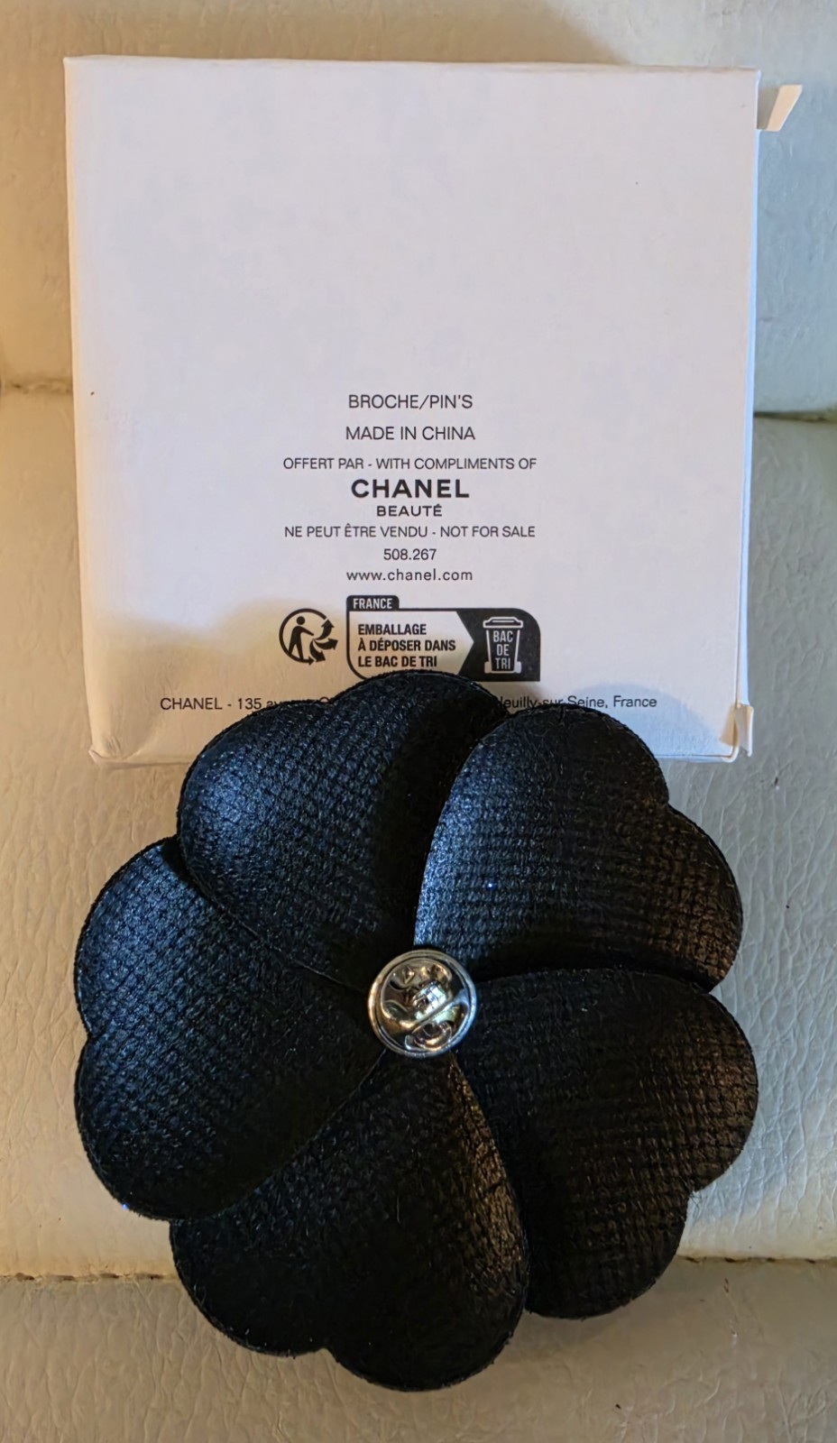 5 Authentic CHANEL Camellia Brooches/Pins Navy Blue VIP Beauty Gift