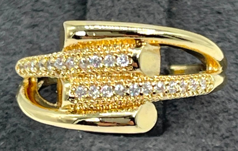 Ring Gold Tone Elegant Multi-Layered Design w/Clear CZ Crystals. Size 5.5