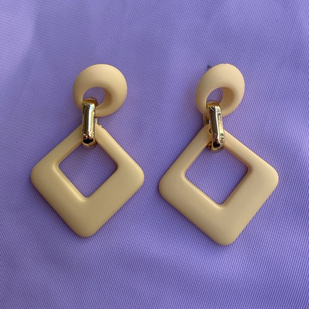 Cream & Gold Diamond Shape Dangle/Drop Earrings, Butterfly Closure