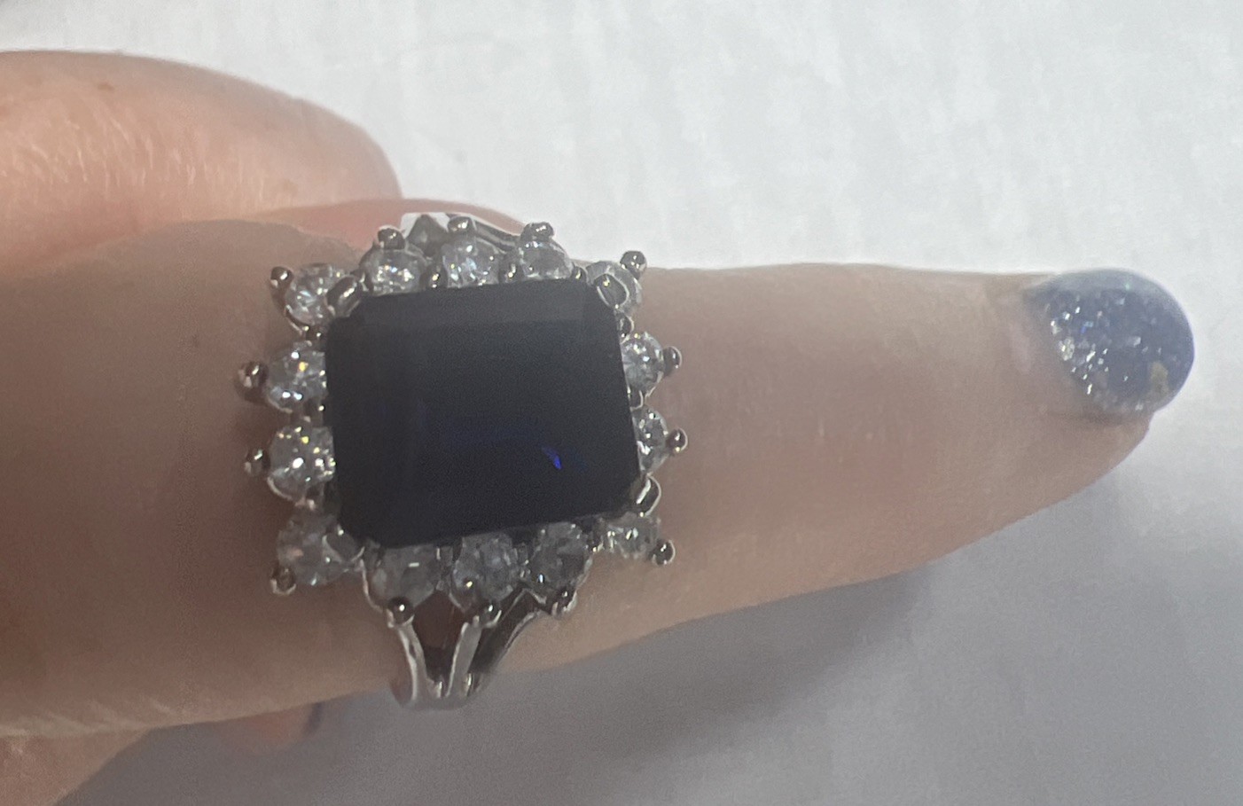 Sz8 Faux Blue Saphire & Cz Fashion Ring