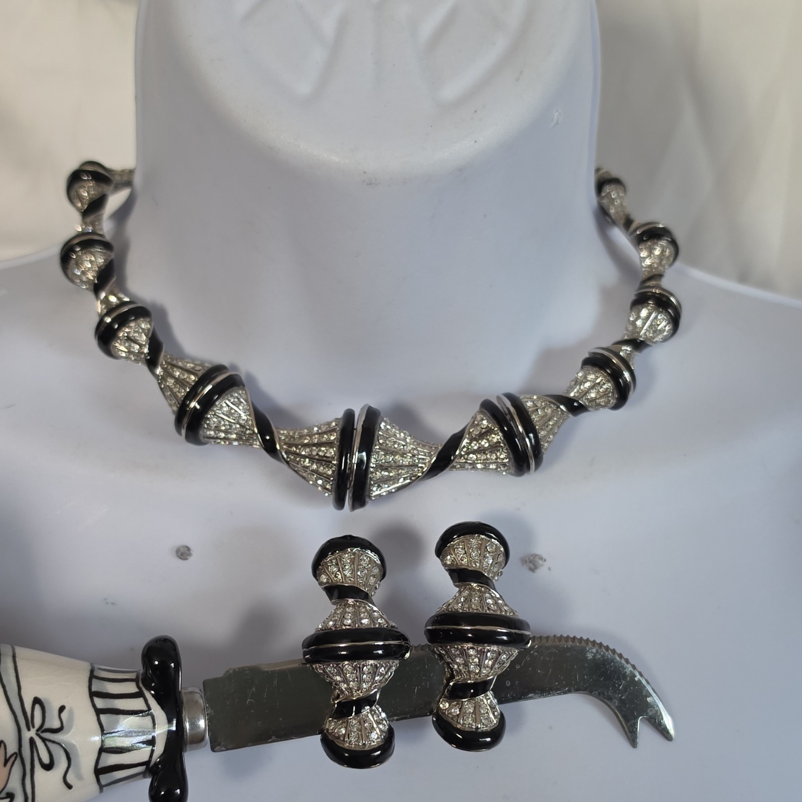 Silver Tone Black Textured Necklace & Clip-On Earrings Jewelry Set