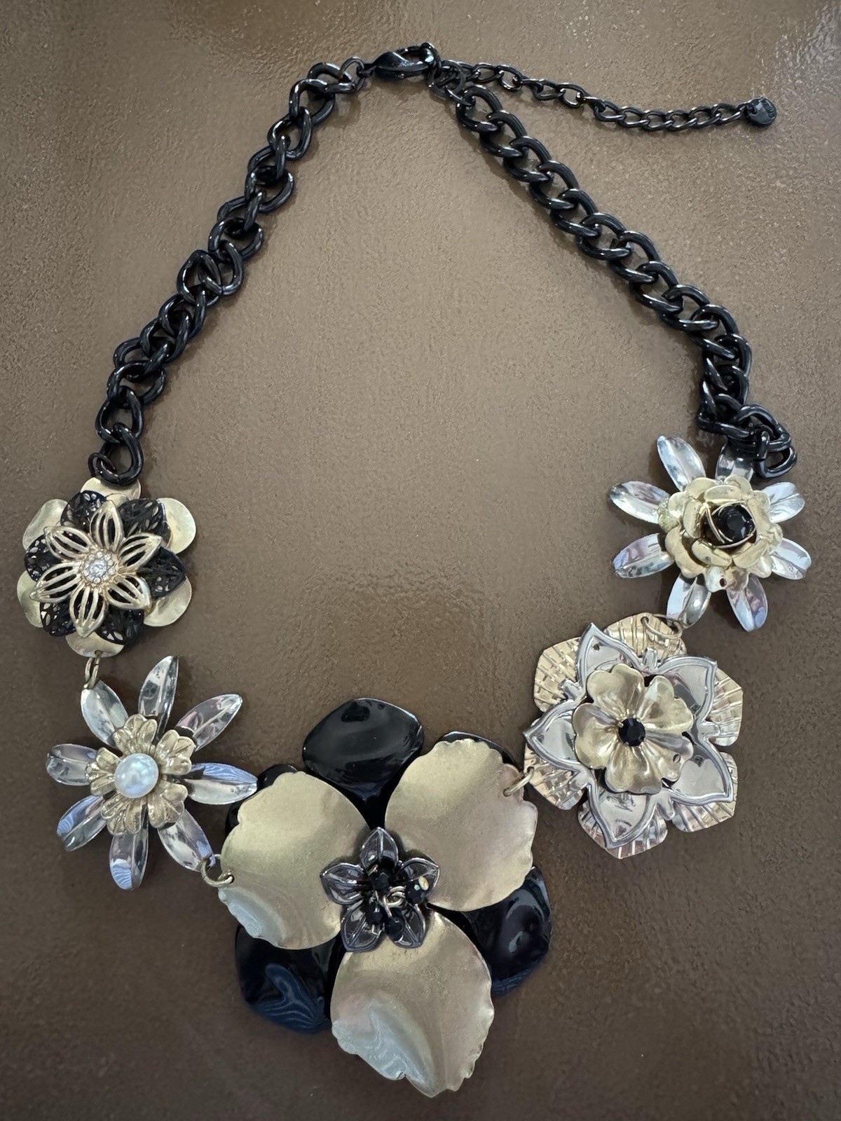 Black and gold costume jewelry necklace