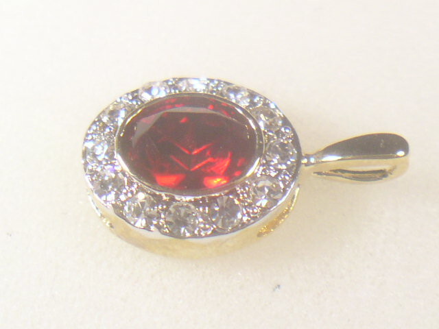 ** 5 PENDANTS DESIGNER VINTAGE WITH SWAROVSKI CRYSTALS WHOLESALE LOT 071R
