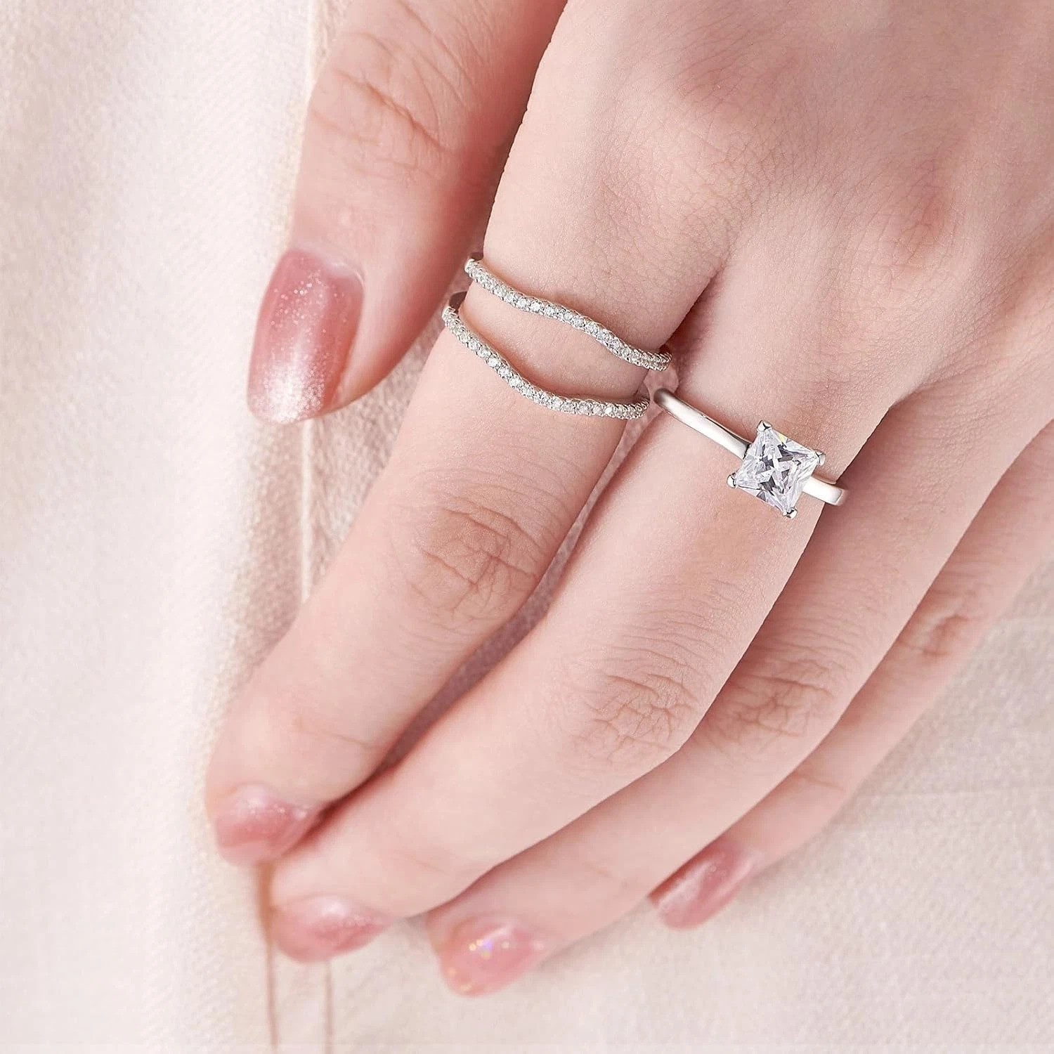 SHELOVES Curved Cubic Zirconia Wedding Enhancer – Sterling Silver Size 5 to 10