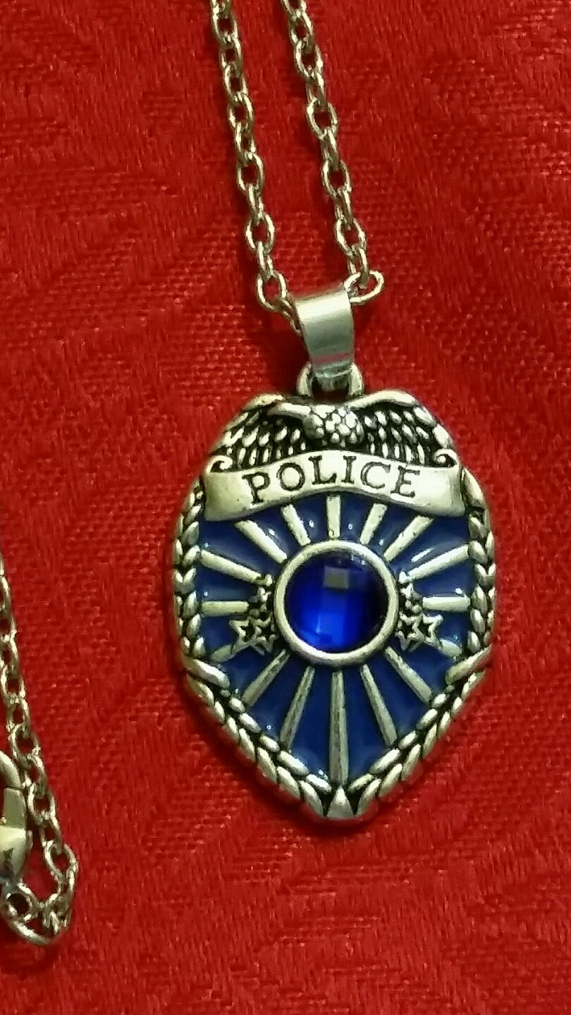 18″ POLICE BADGE SILVER PLATED BLUE ENAMEL & BLUE FAUX CRYSTAL PENDANT NECKLACE