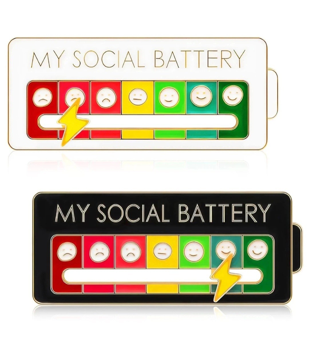 Funny Social Battery Slider Pin – 7-Mood Expression Badge, Interactive Pin
