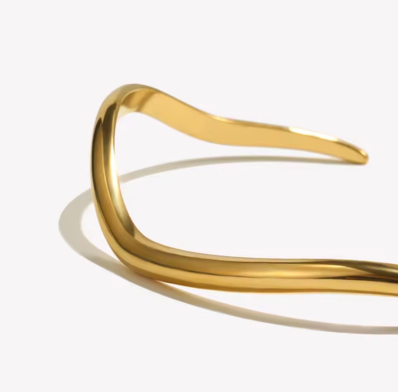 ZARD Wave Open Cuff Bracelet in Gold Vermeil
