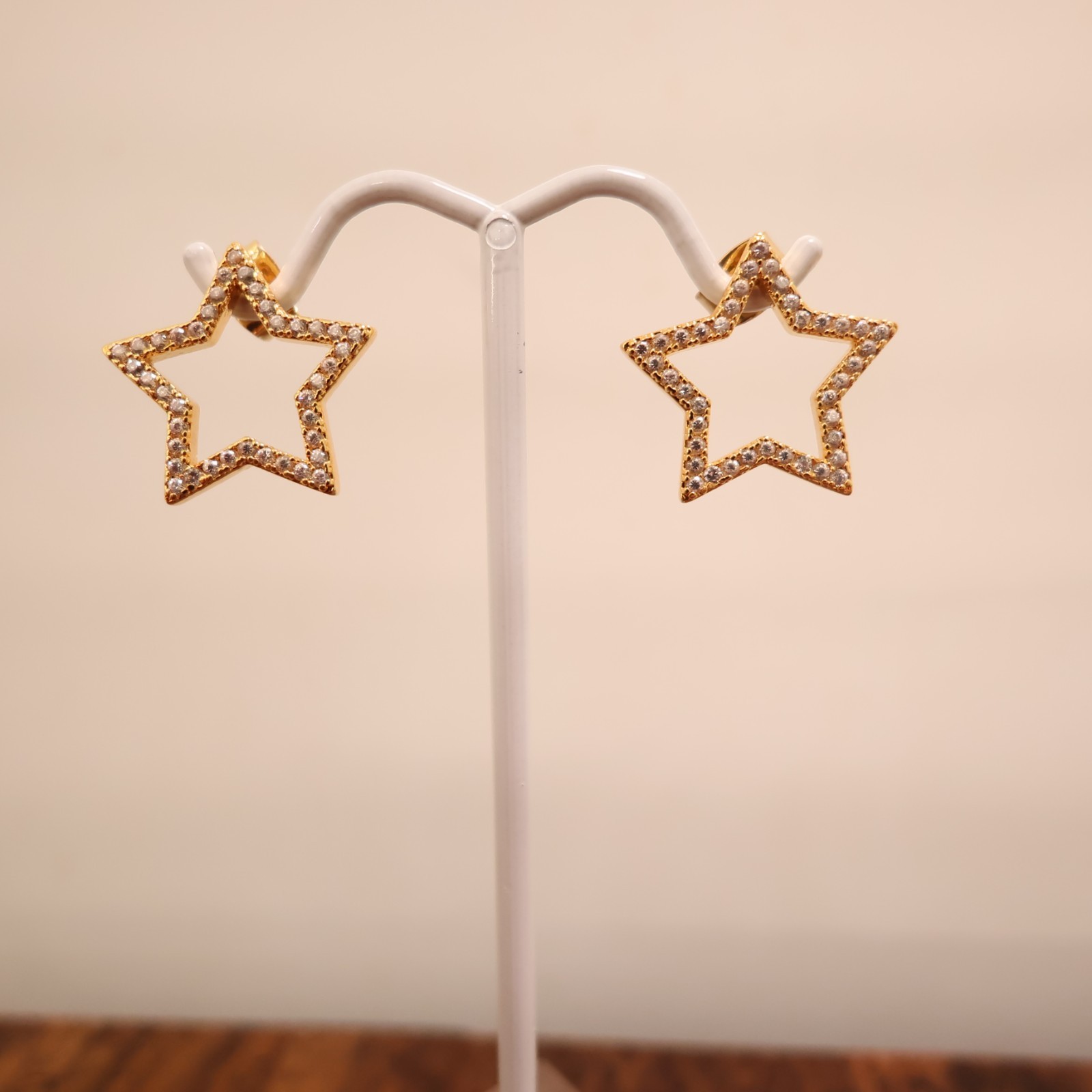 Star earrings goldtone pave clear crystals sparkly butterfly backs outline studs