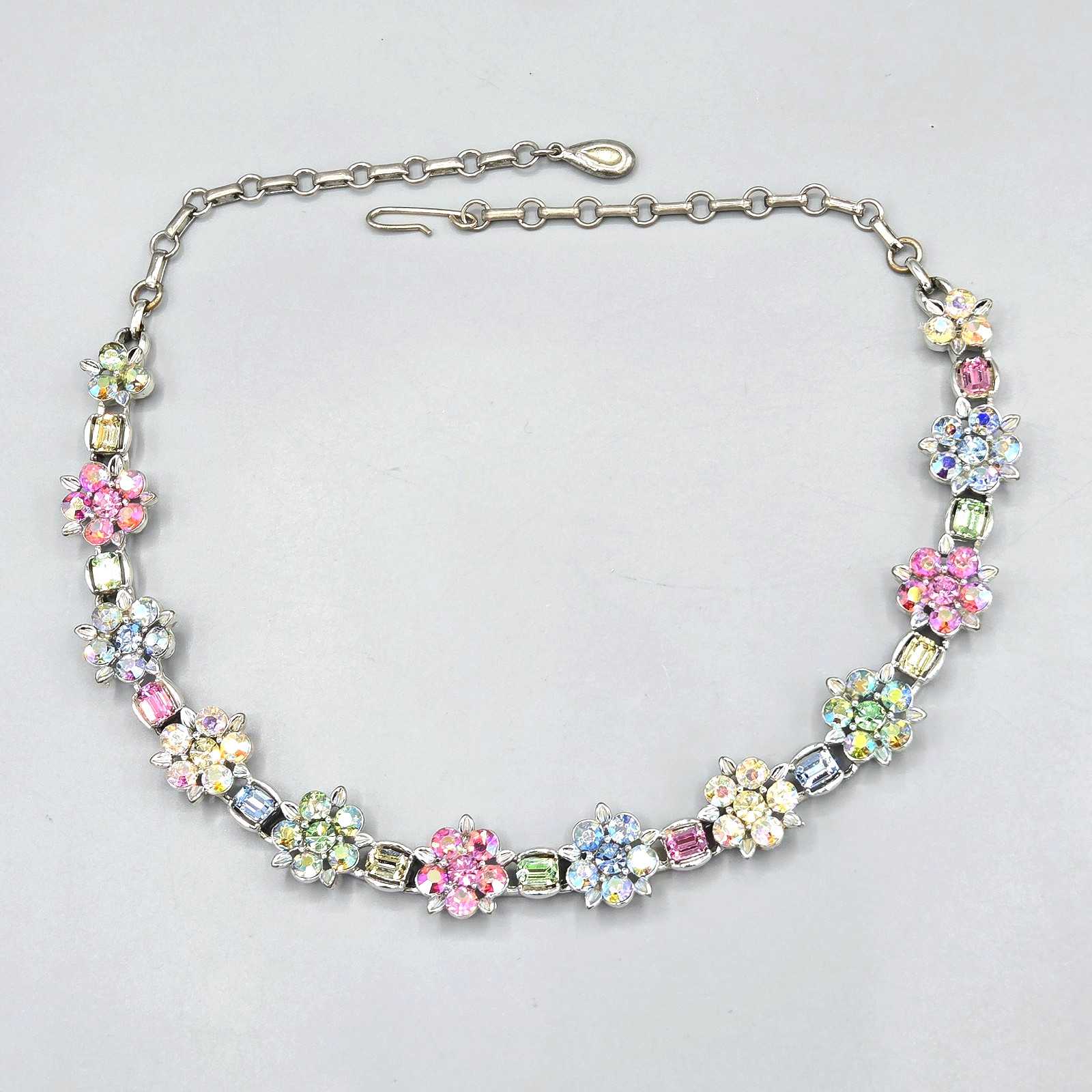 Vintage Unsigned Lisner Pastel Fruit Salad Rhinestone Silver Tone Necklace 17″
