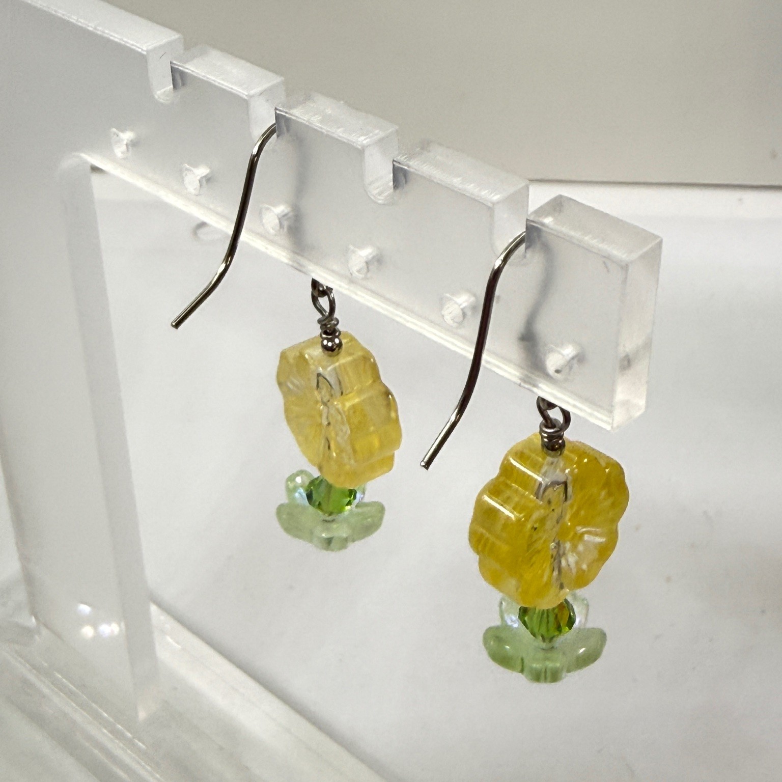 Floral Dangle Earrings Approx 1.5″ Yellow Green Glass/Acrylic Beads Stainless