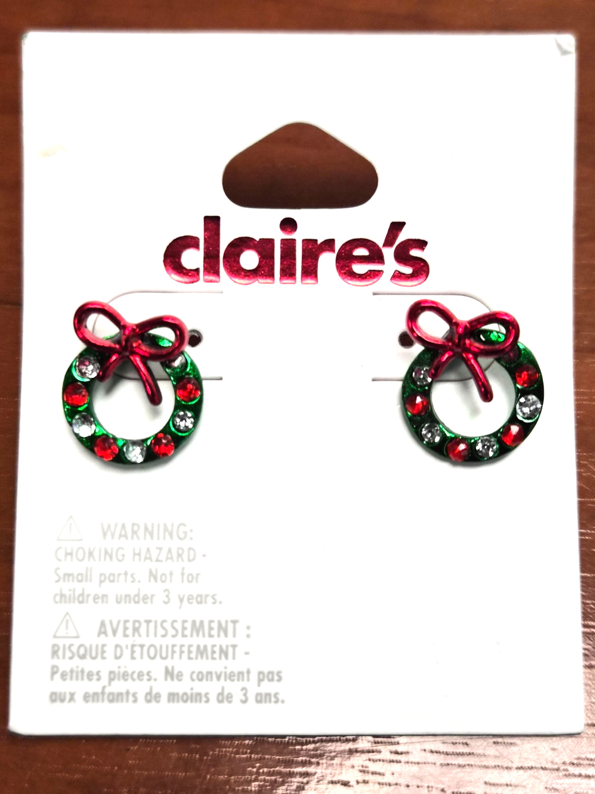 Estate CLAIRES Christmas Holiday Rhinestone Wreath Stud Pierced Earrings On Card