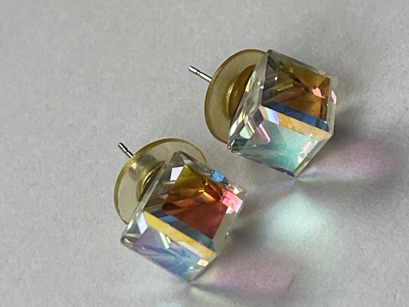 Vintage Beveled Cubed Prism Glass Post Earrings for Pierced Ears – 0.25 x 0.25 i
