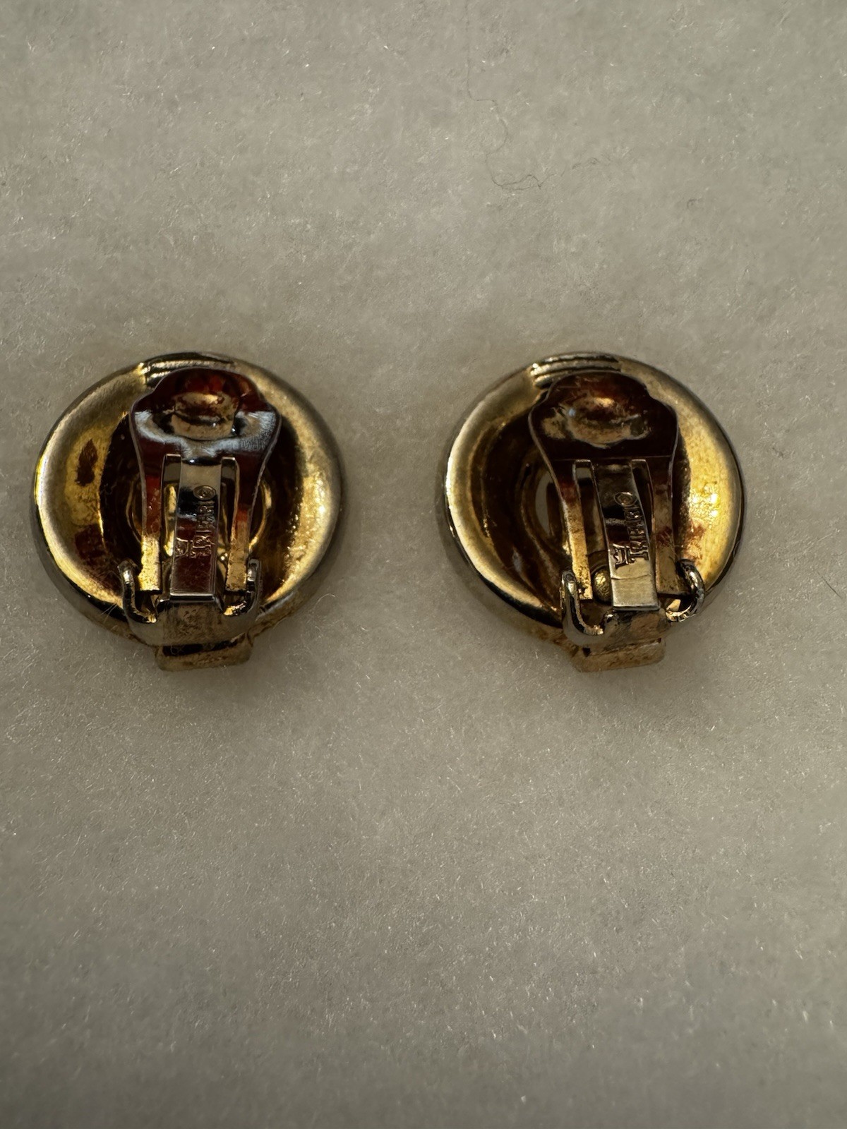 Vintage Crown Trifari Faux Pearl Baguette Rhinestone Clip On Earrings Gold Tone