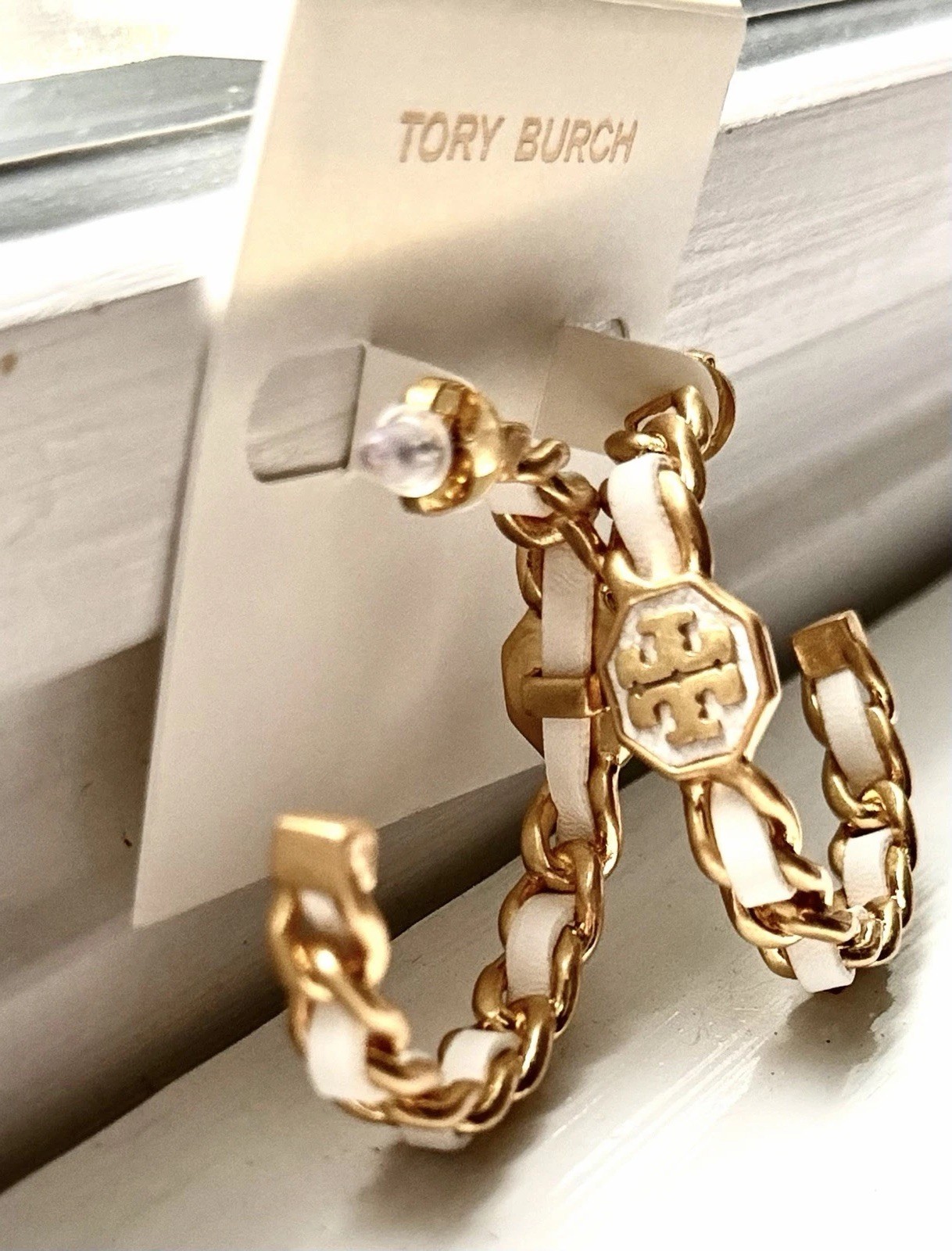 Tory Burch Gold Tone White Enamel Chain Link Hoop Earrings Butterfly Large Sexy