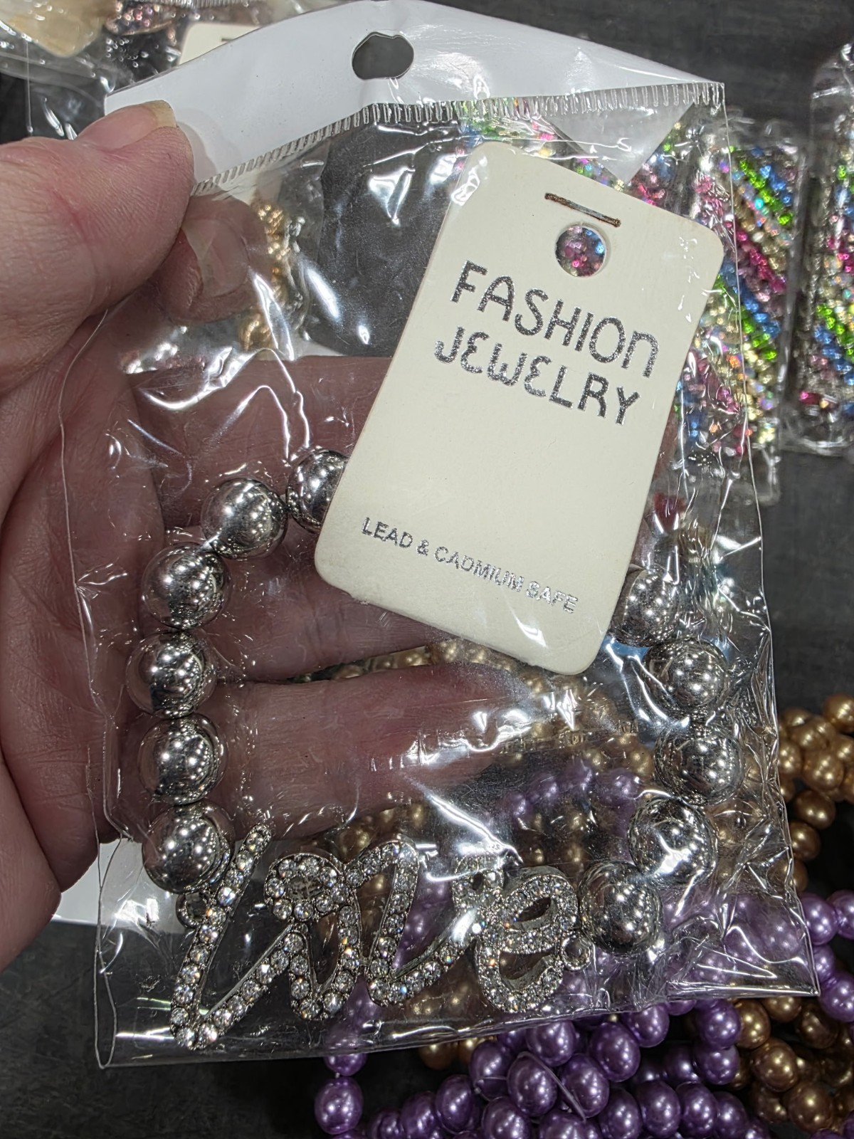 fashion jewelry lots wholesale 101 Pieces. See Description. Ship From Arizona