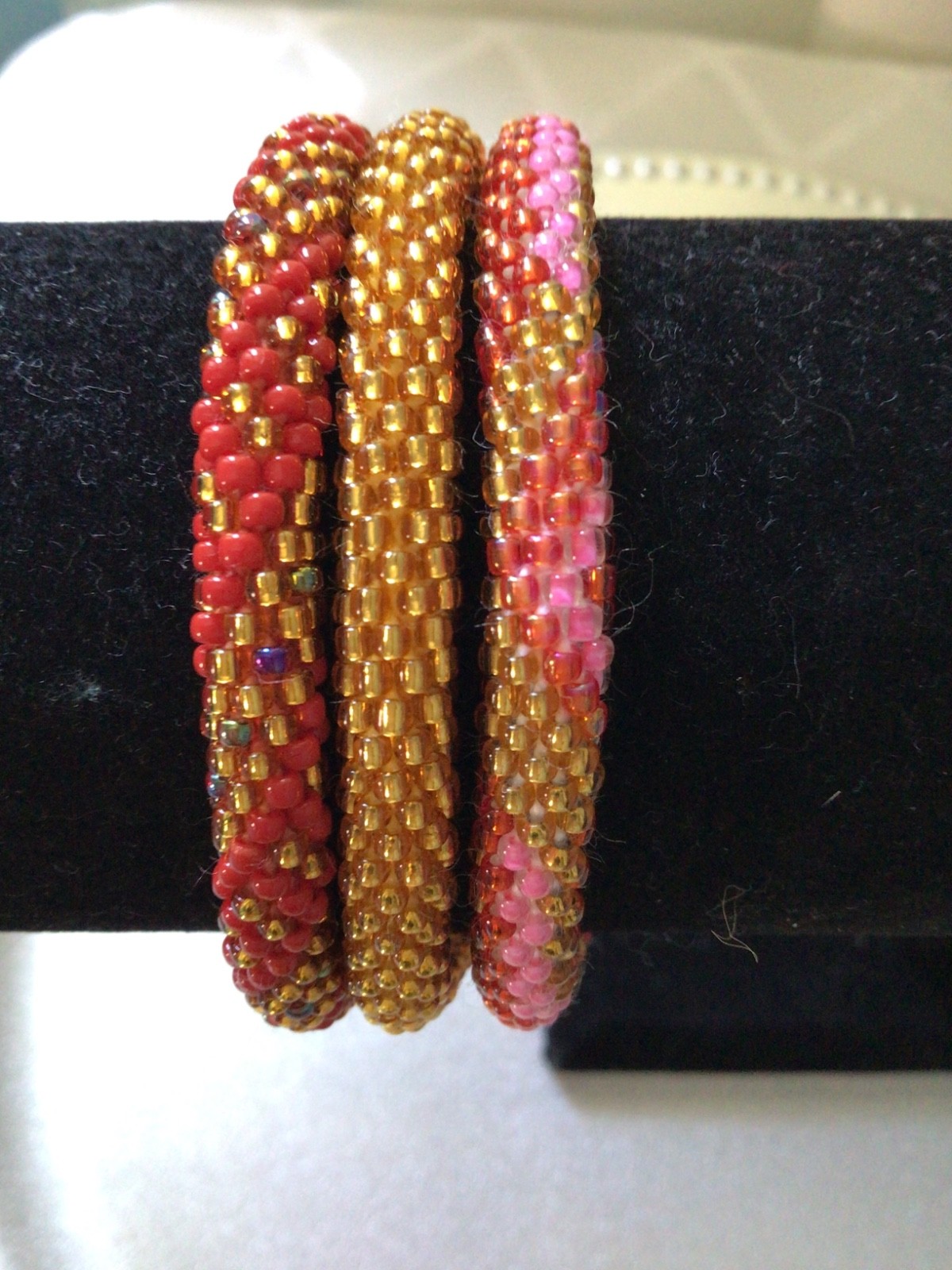RED & GOLD 7″ ROLL ON SASHKA BRACELETS, 3 PCS