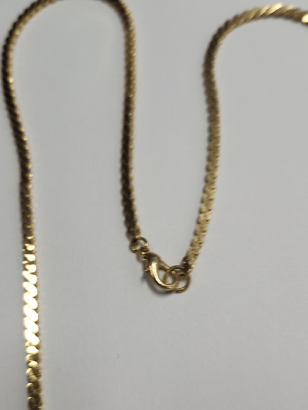Gold Tone Flat Herringbone Chain Necklace – Women Men Unisex Jewelry
