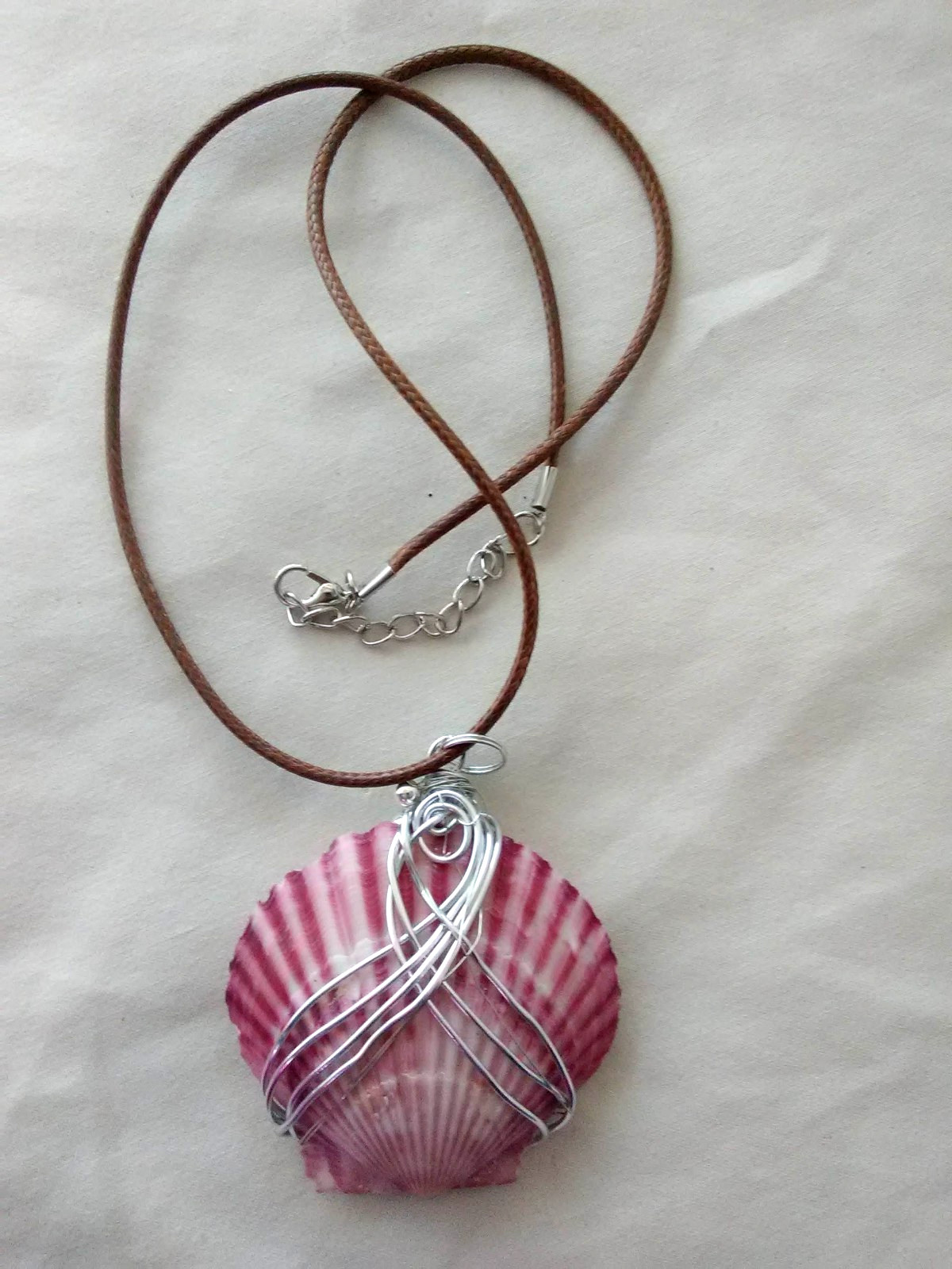 Boho Chic Real Seashell Pendant Necklace 20″ Women’s Jewelry US Seller Gift