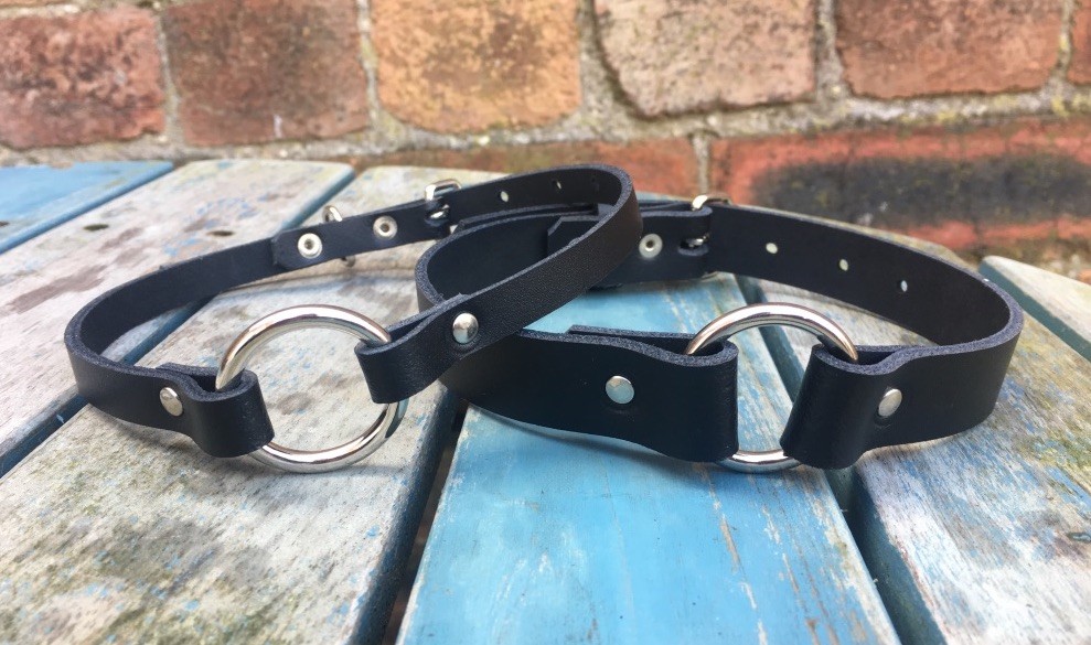 Real leather o-ring choker necklace 10mm or 19mm wide choice of 13 colours