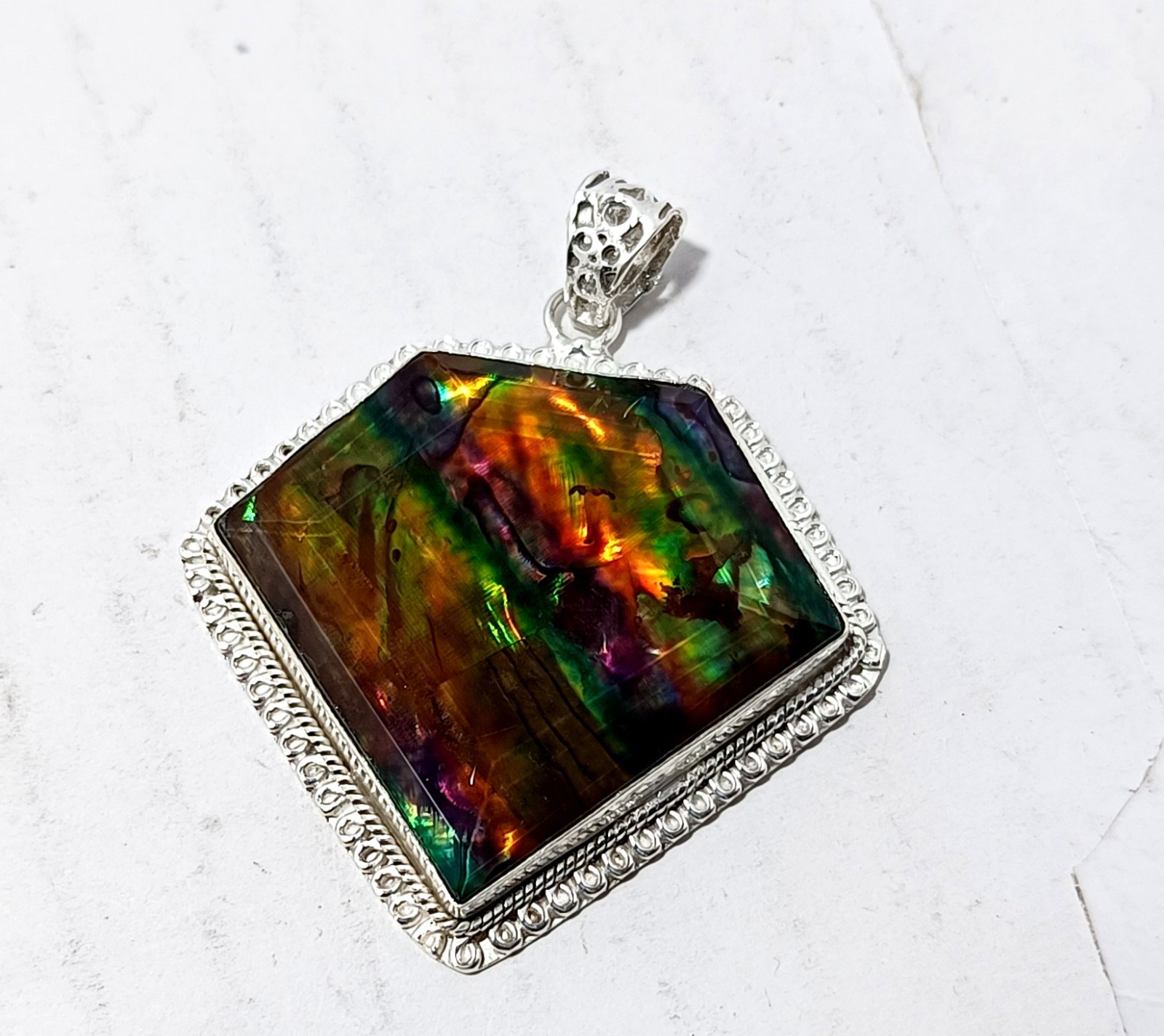 Certified 107.50 Ct Natural Ammolite 925 Solid Silver Pendant Loose Gemstone