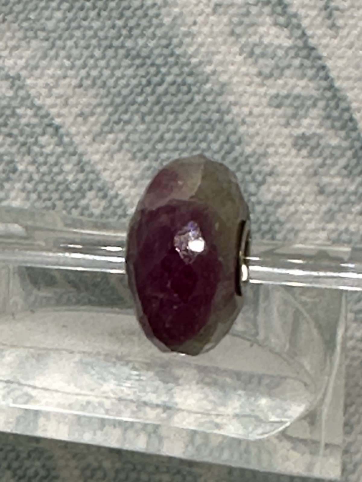 Authentic Trollbeads Ruby Rock TSTBE-20015, New (1.0)