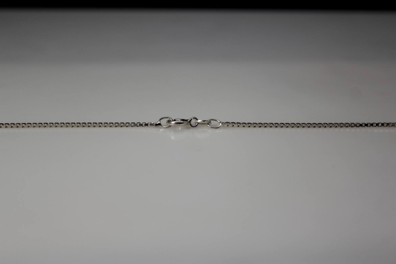 Sterling Silver 925 Box Chain 3.5 Grams, 17″ long, 1/16″ wide(NEC5980x)
