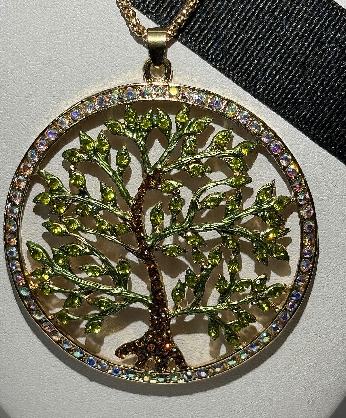 BETSEY JOHNSON TREE OF LIFE GREEN ENAMEL AB GREEN BROWN CRYSTALS GOLD PENDANT