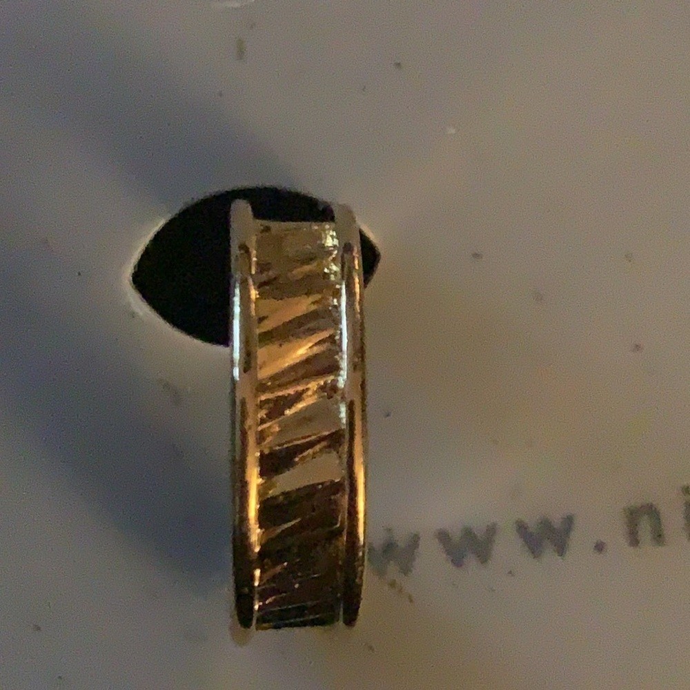 Nine West clip hoop earrings in gold tone