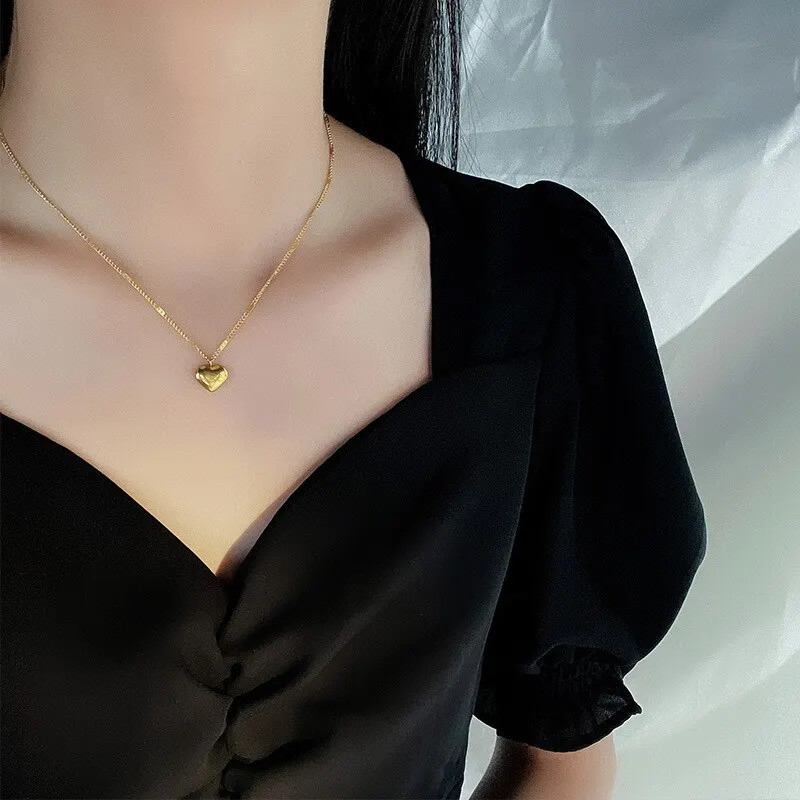 1pcs Gold-color Necklace Ms Simple Fashion Peach Heart Engraved Love Collarbone