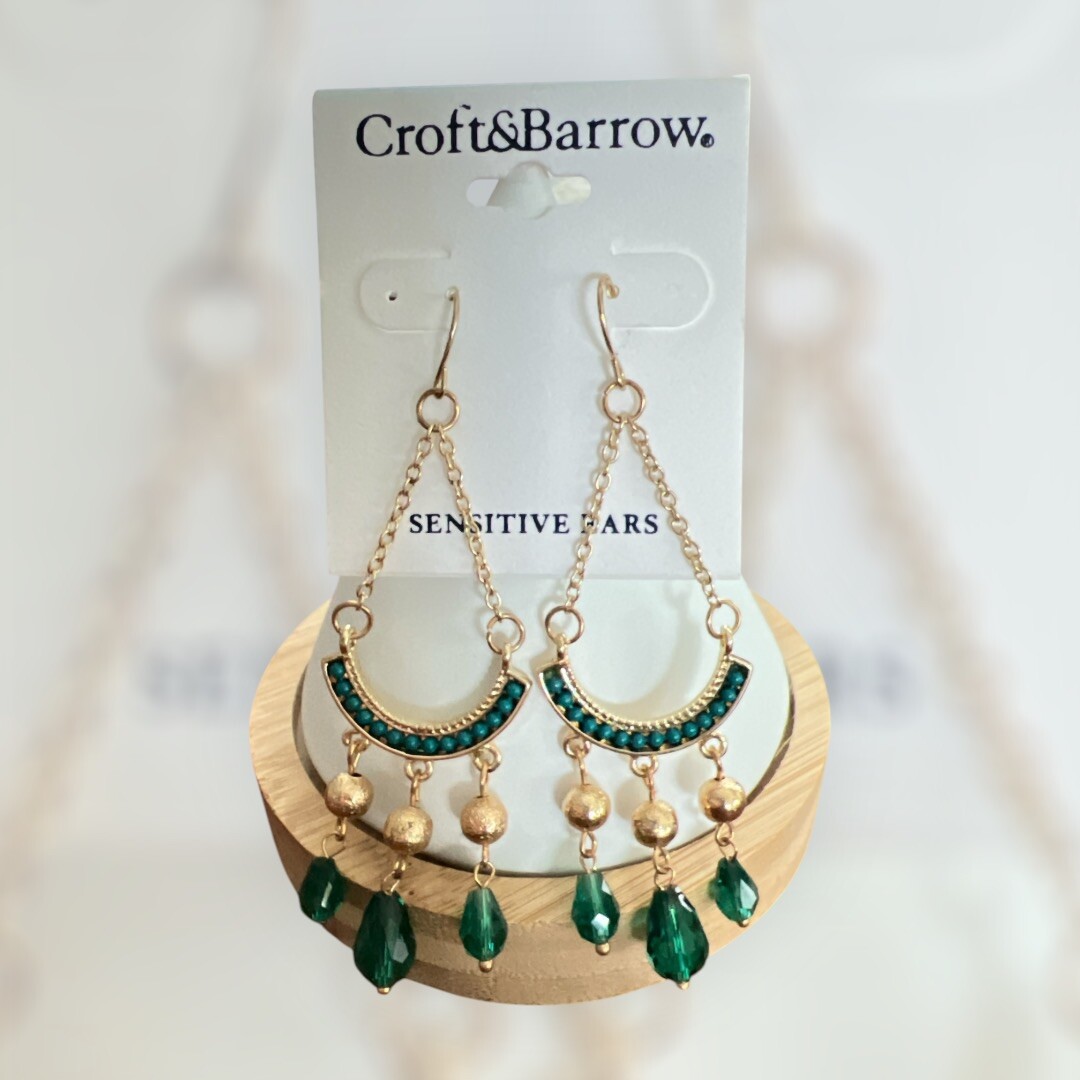Croft & Barrow 3 1/4″ Gold Tone/Green Dangle/Drop Earrings-NWOT