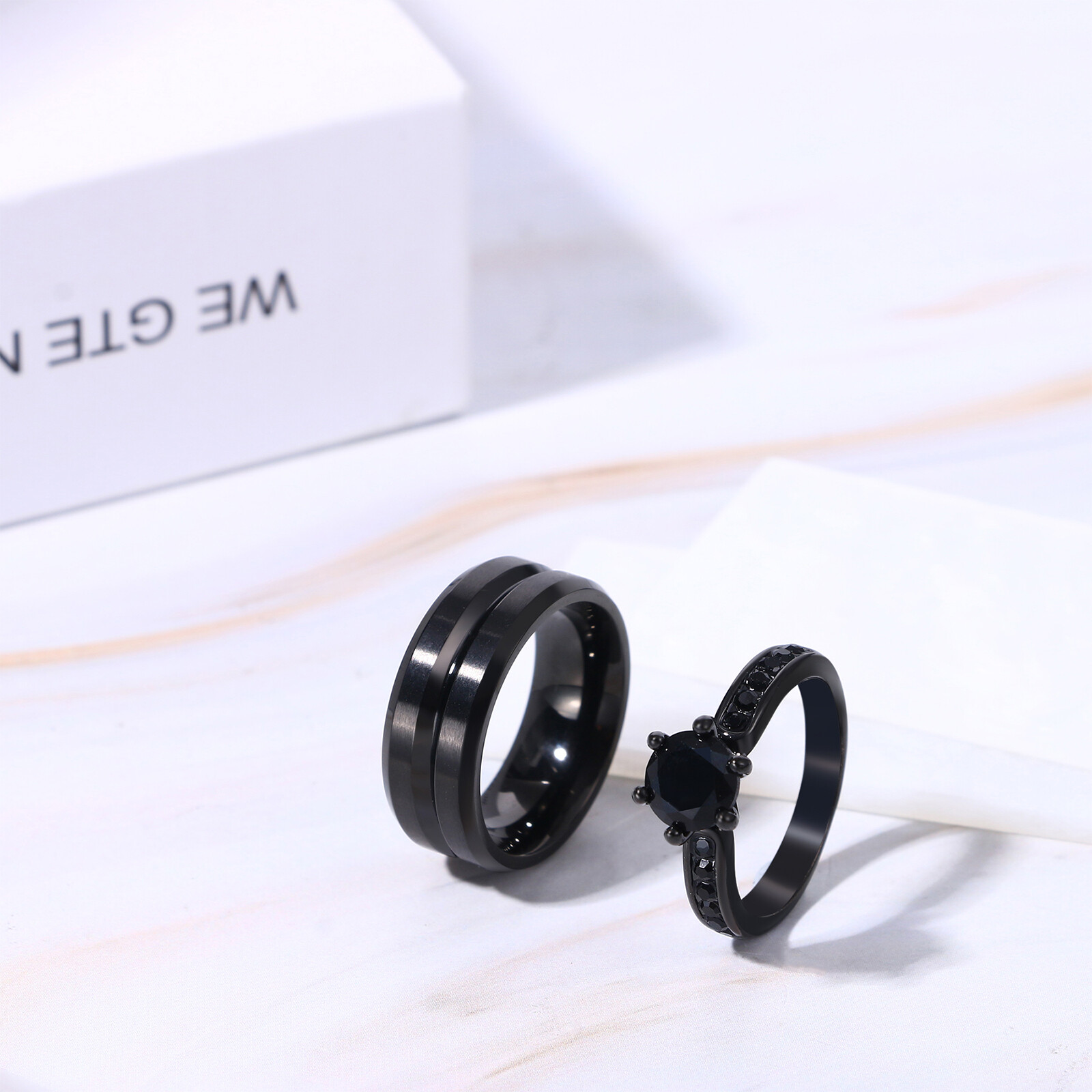 2pcs His&Hers Couple Rings Heart CZ Matching Promise Wedding Engagement Band Set