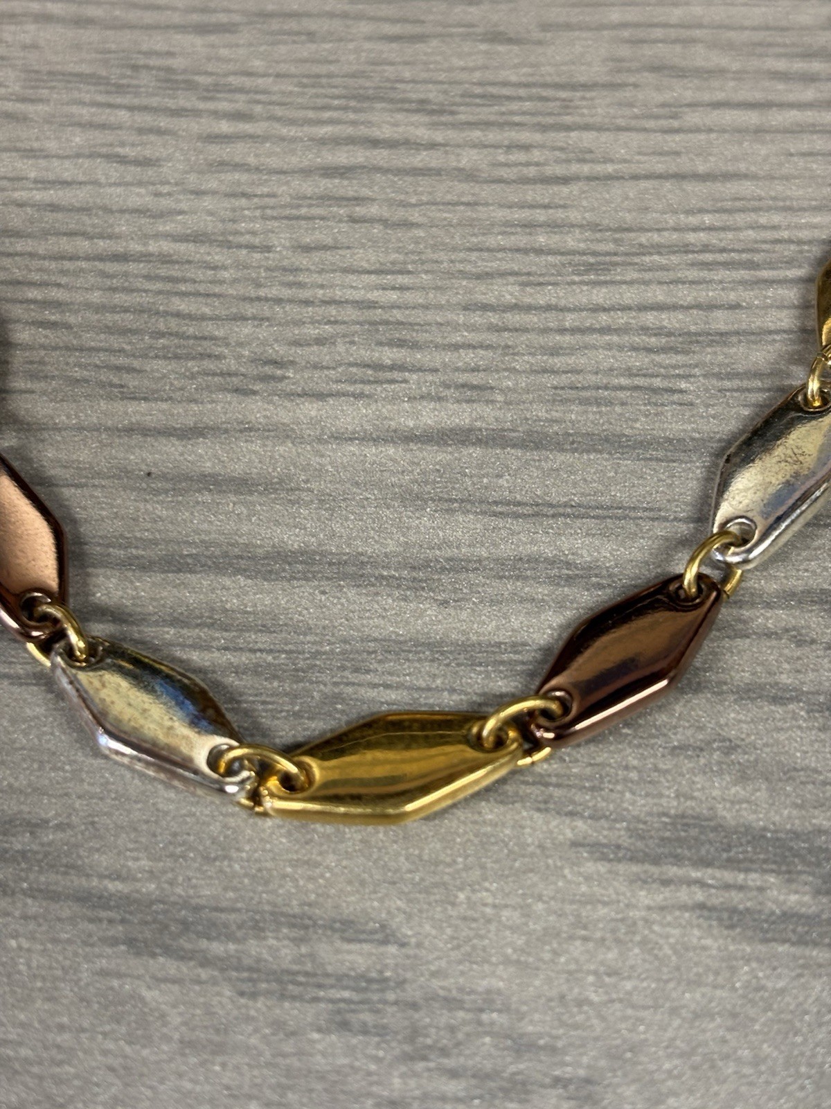 Carolina Herrera Tri Color Gold Silver & Copper Tone 17-20” Necklace Costume