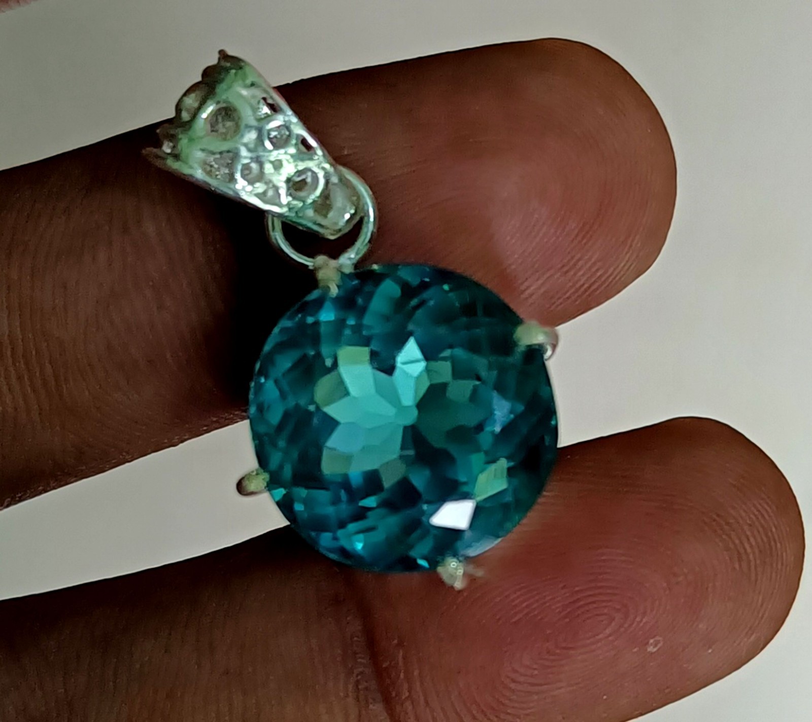 Natural Certified Paraiba Tourmaline 33.75 Ct Loose Gemstone Pendant 925 Silver