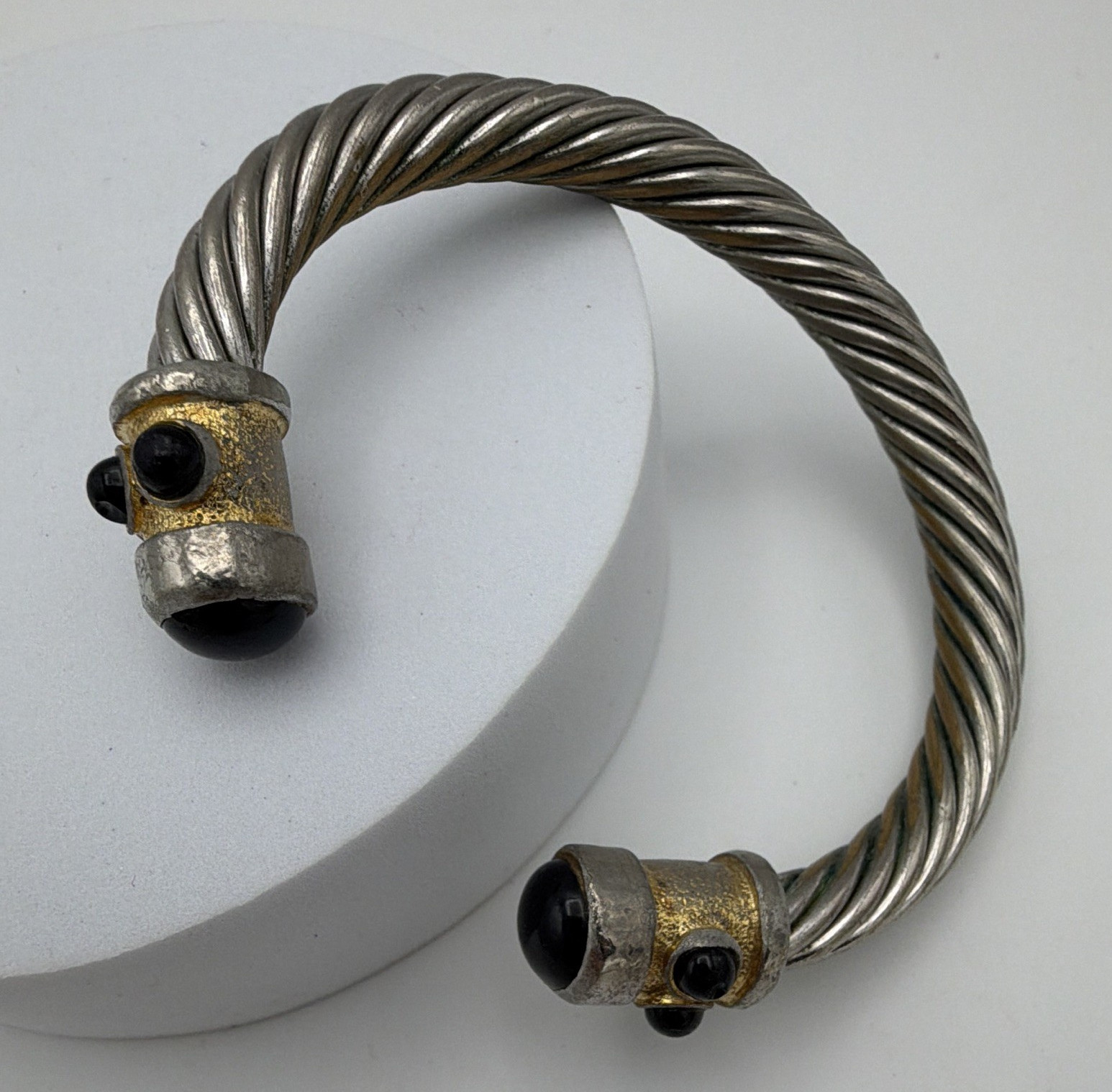Silver/Gold Tone Twisted Wire Cable Cuff Bracelet Open Black Cabochon Ends