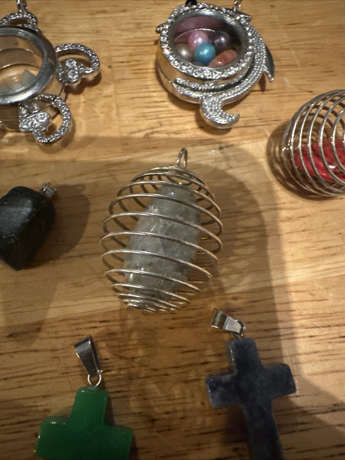 Set Of 8 Assorted Pendants 6 Are Stones The Other 2 Are Metal Open Lockets