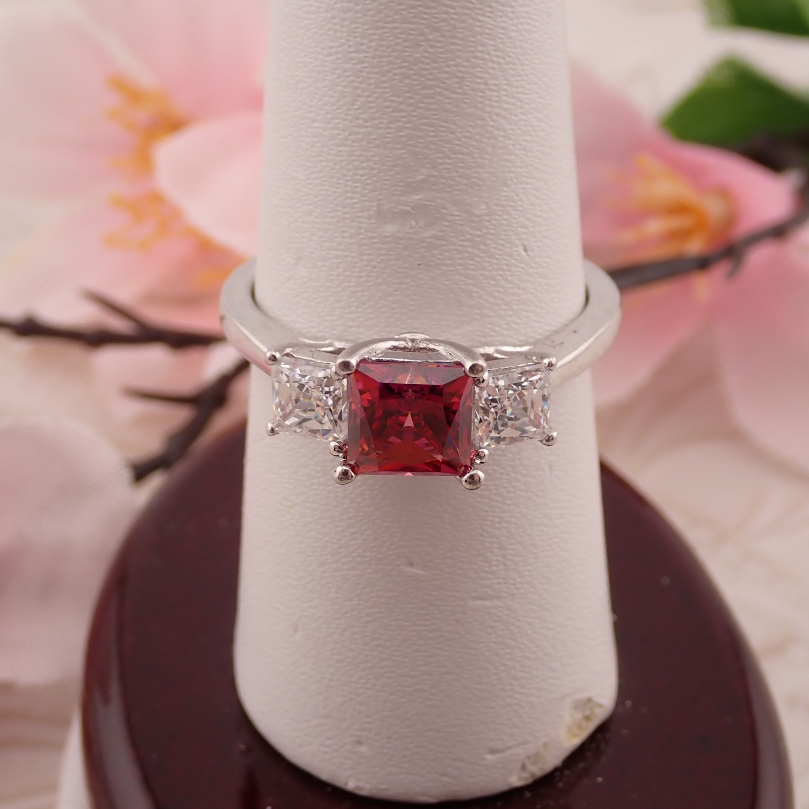 Berricle Simulated Ruby Clear CZ Sterling Silver Size 8 Ring Weighs 3.8 grams