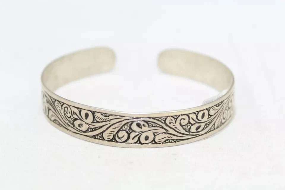 Sterling Silver 925 jewelry Cuff Unisex Bracelet 15.8 Grams For Women