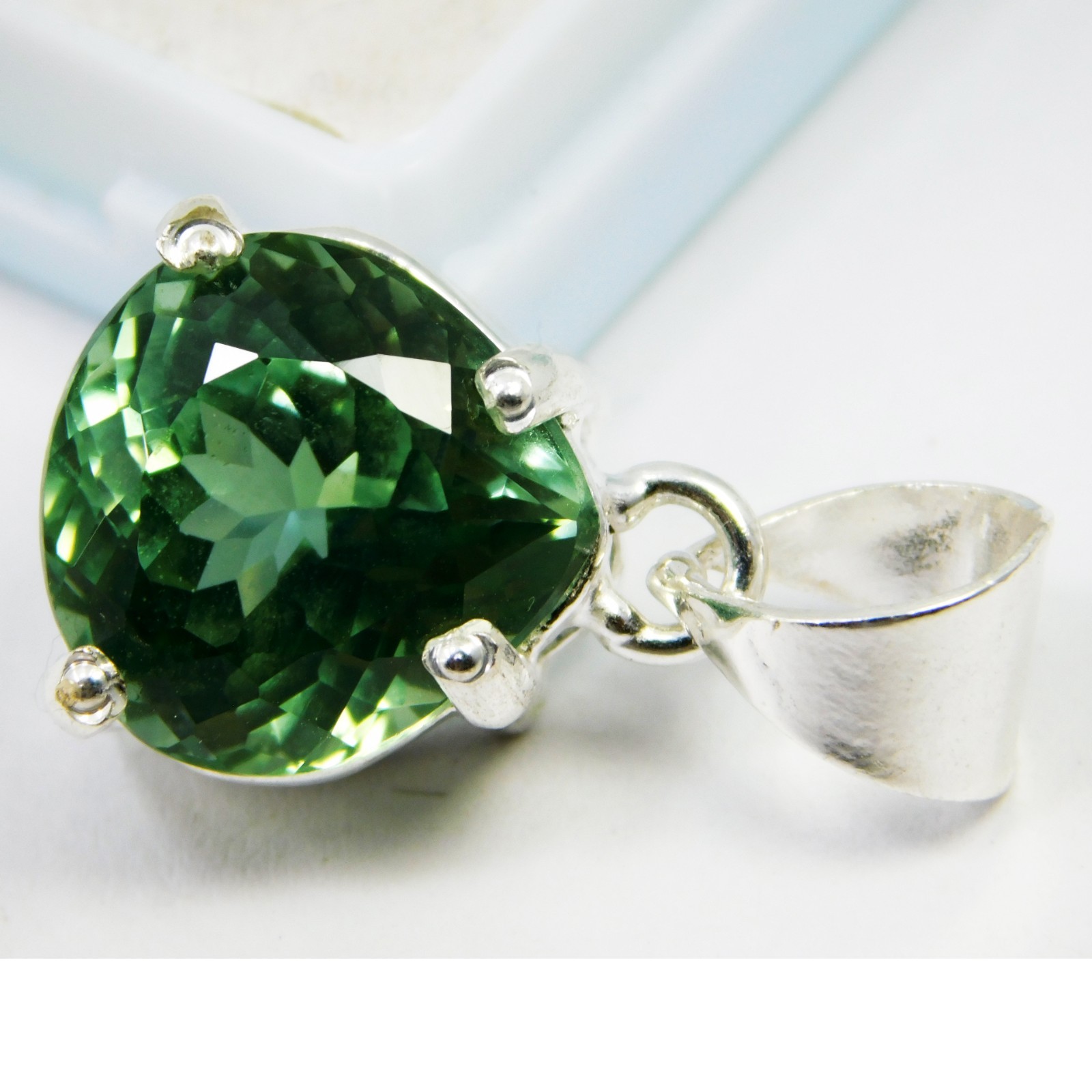 Certified Natural Olive Green Sapphire 60 Ct 925 Solid Silver Gemstone Pendant