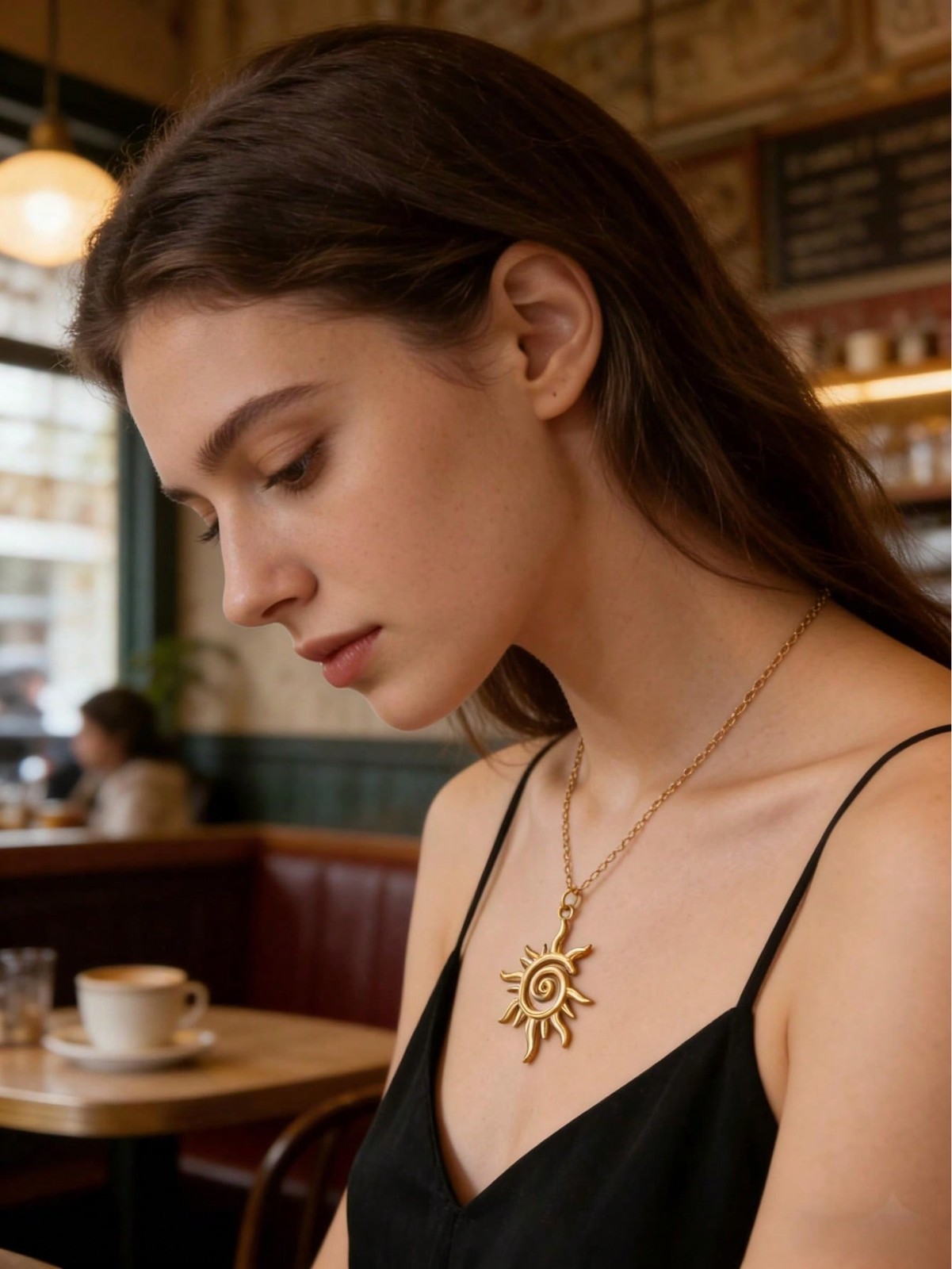 1pc Exquisite Minimalist Gold Plated Sunburst Pendant Necklace