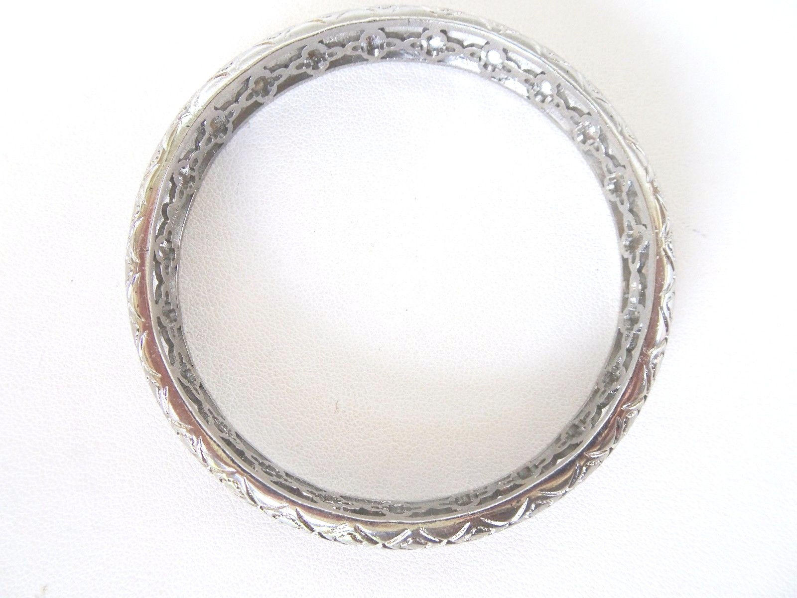 Women’s Stainless Steel Shinny Hard Solid Bangle 10 MM 6.5 Inches