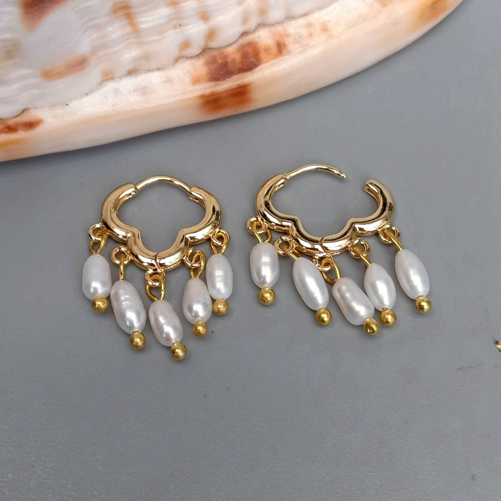 Freshwater Cultured White Rice Pearl Cloud Earrings